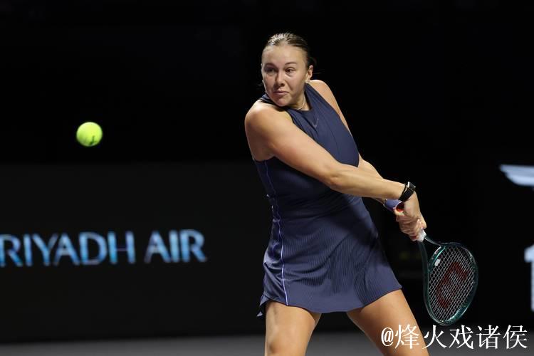 WTA年终总决赛:阿尼西莫娃惊险逆转“生死战” 晋级四强 WTA年终总决赛:阿尼西莫娃惊险逆转“生死战” 晋级四强