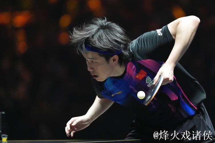 王楚钦半小时高效晋级 WTT总决赛男单四强 王楚钦半小时高效晋级 WTT总决赛男单四强